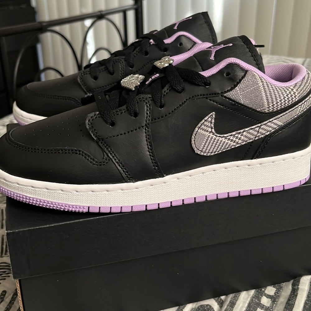 Air Jordan low SE (GS)